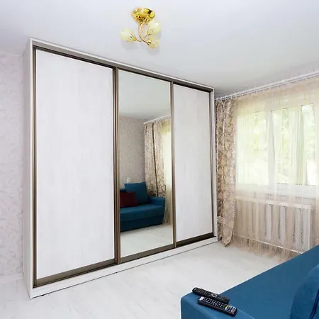Vaneeva 22 64 Apartment